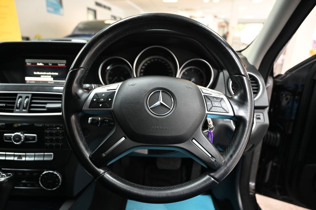 Used Mercedes-Benz C Class 2014 for sale - 76670681: Photo 11