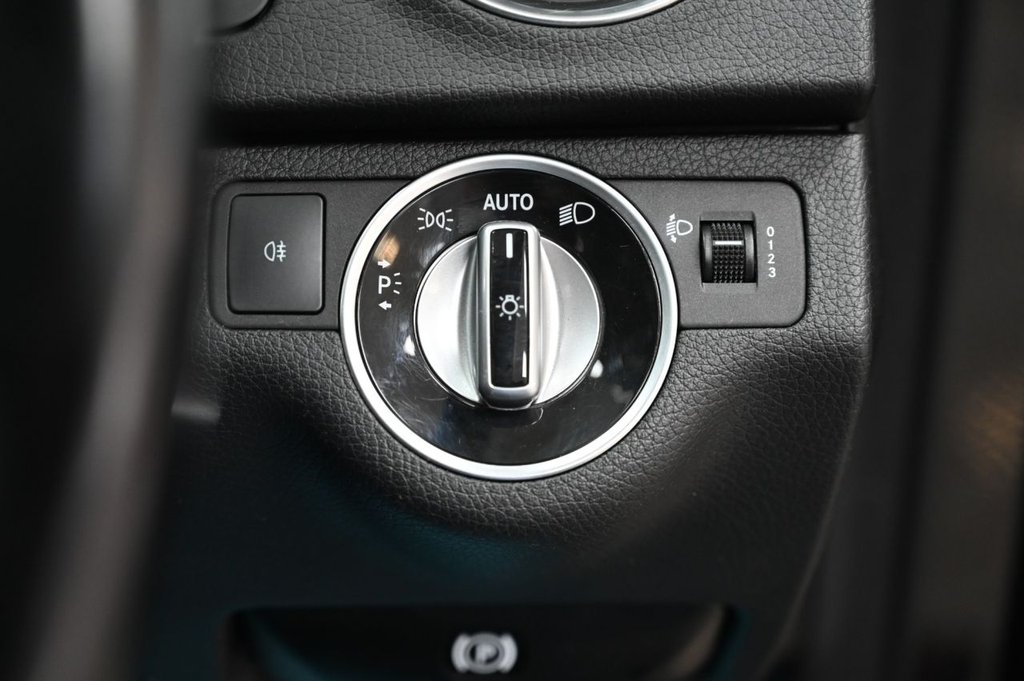 Used Mercedes-Benz C Class 2014 for sale - 76670681: Photo 16