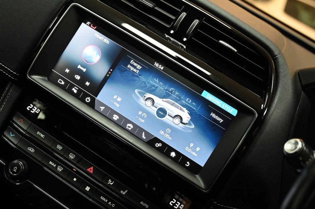 Used Jaguar F-Pace 2018 for sale - 77621171: Photo 34