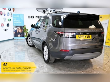 Used Land Rover Discovery 2018 for sale - 78663868: Photo