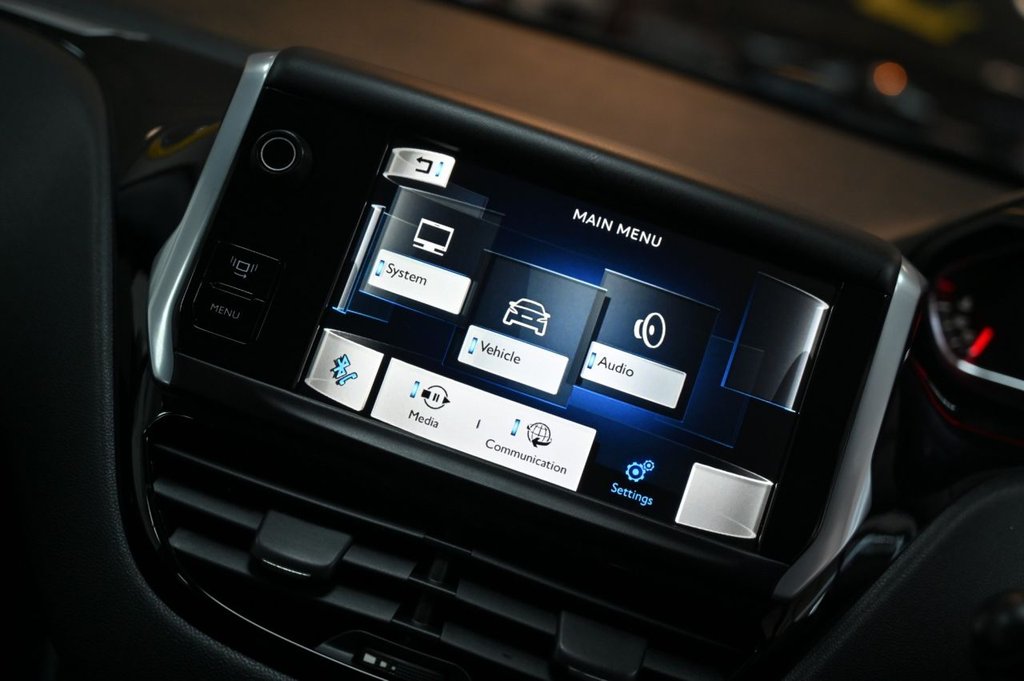 Used Peugeot 208 2013 for sale - 77748267: Photo 20