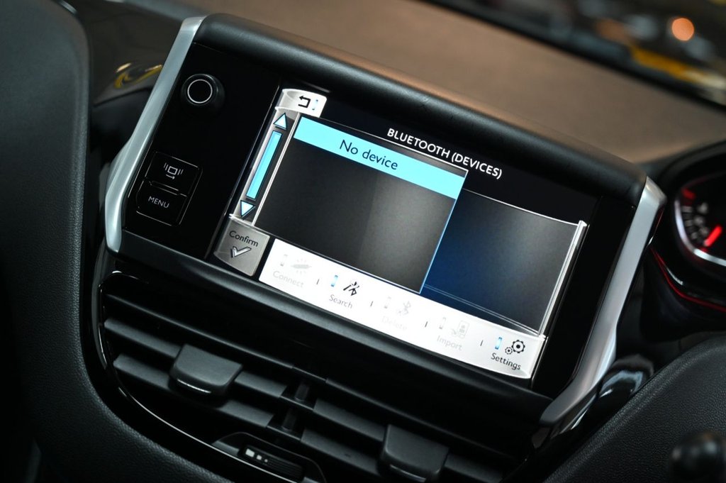 Used Peugeot 208 2013 for sale - 77748267: Photo 28