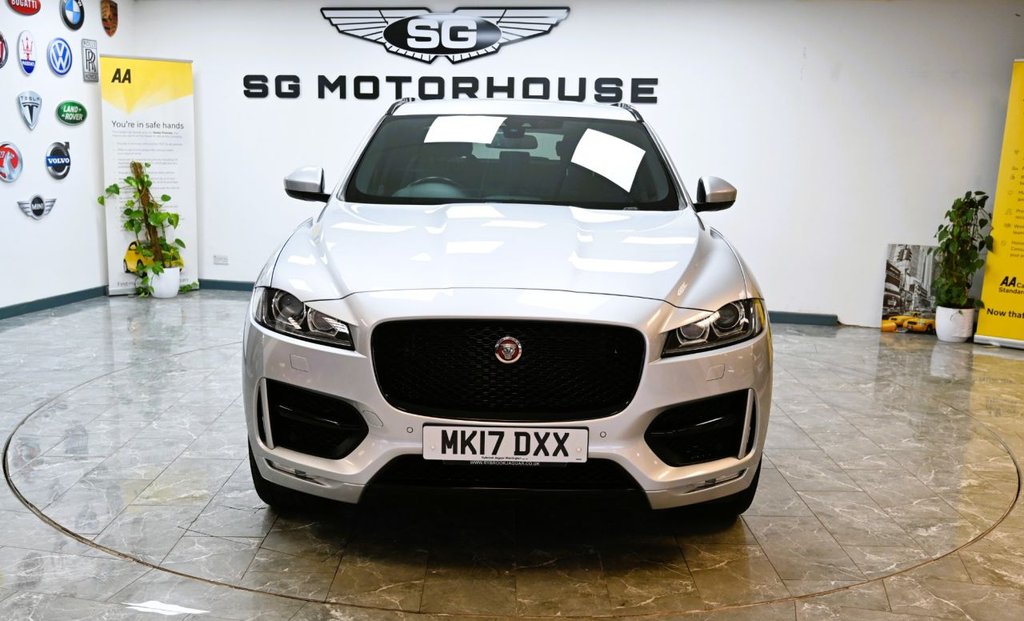 Used Jaguar F-Pace 2017 for sale - 76977496: Photo 8