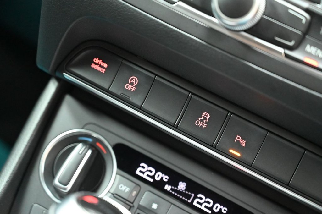 Used Audi Q3 2016 for sale - 76841121: Photo 30