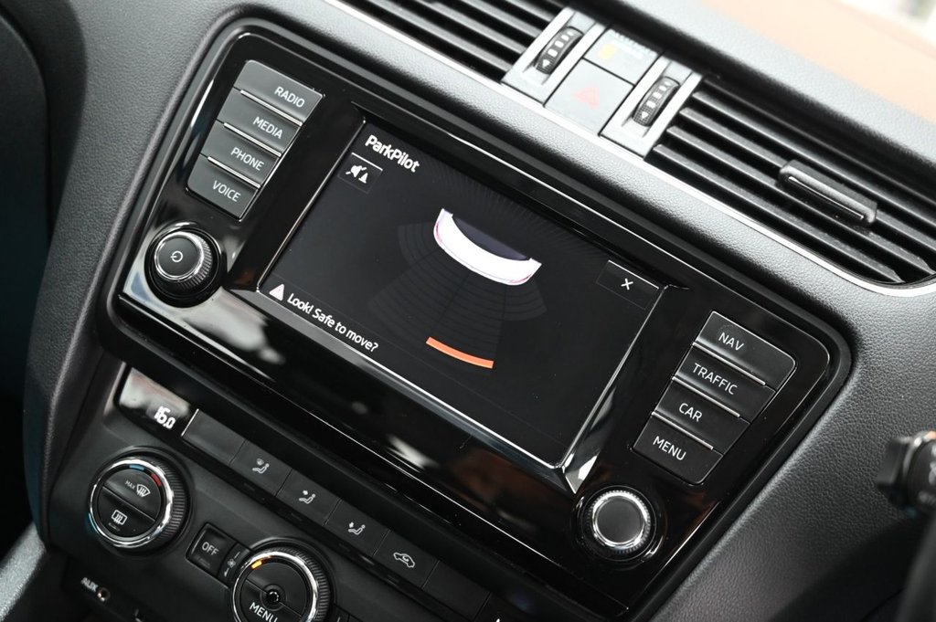 Used Skoda Octavia 2017 for sale - 76703786: Photo 6