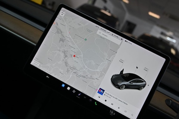 Used Tesla Model 3 2021 for sale - 76261336: Photo 5