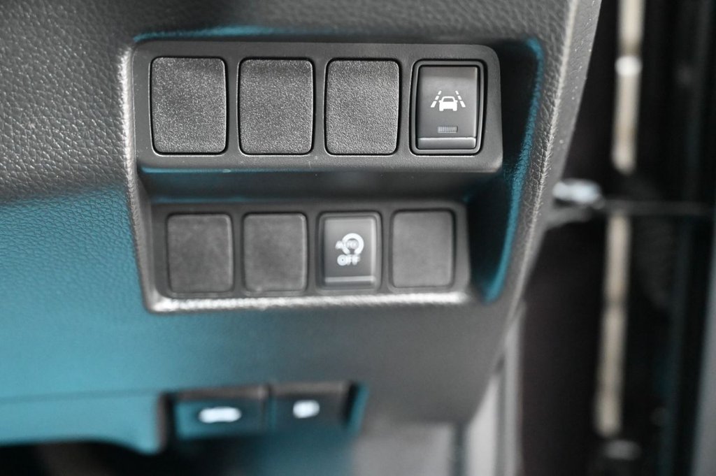 Used Nissan Qashqai 2018 for sale - 77680722: Photo 23