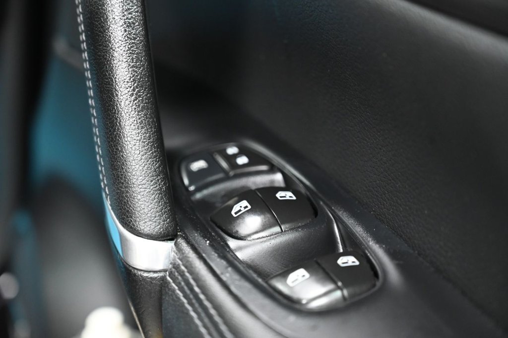 Used Nissan Qashqai 2018 for sale - 77680722: Photo 24