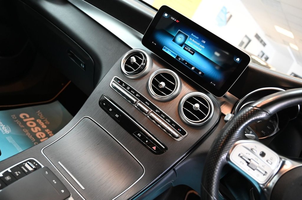 Used Mercedes-Benz GLC 2019 for sale - 76520596: Photo 16