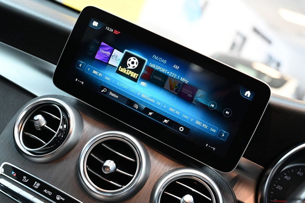 Used Mercedes-Benz GLC 2019 for sale - 76520596: Photo 19