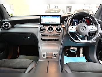 Used Mercedes-Benz GLC 2019 for sale - 76520596: Photo