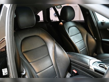 Used Mercedes-Benz C Class 2018 for sale - 76417852: Photo