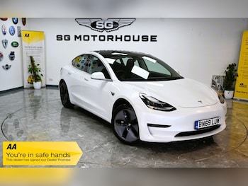 Tesla - Model 3