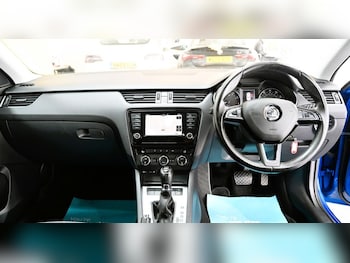 Used Skoda Octavia 2017 for sale - 76586592: Photo