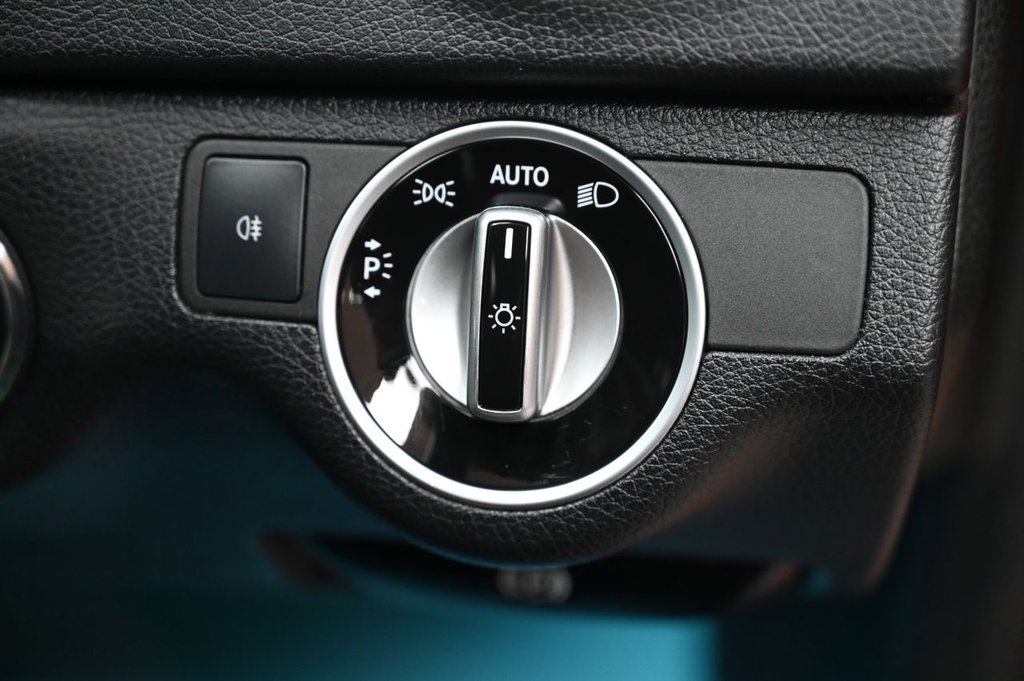 Used Mercedes-Benz C Class 2013 for sale - 77205485: Photo 17