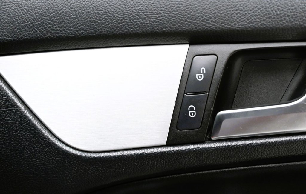 Used Mercedes-Benz C Class 2013 for sale - 77205485: Photo 28