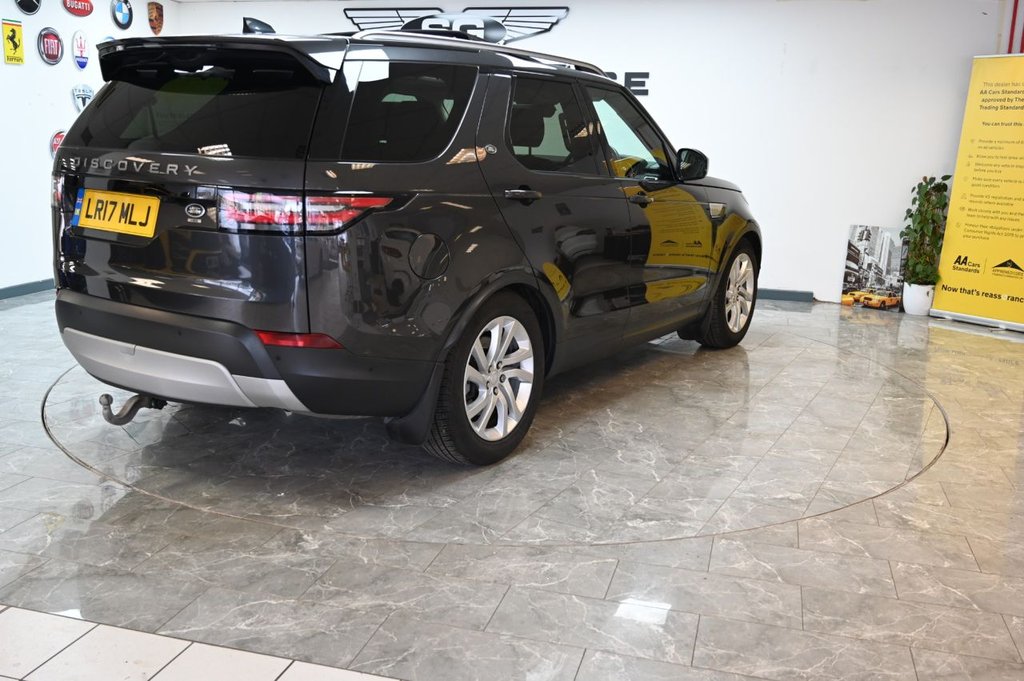 Used Land Rover Discovery 2017 for sale - 77885025: Photo 12