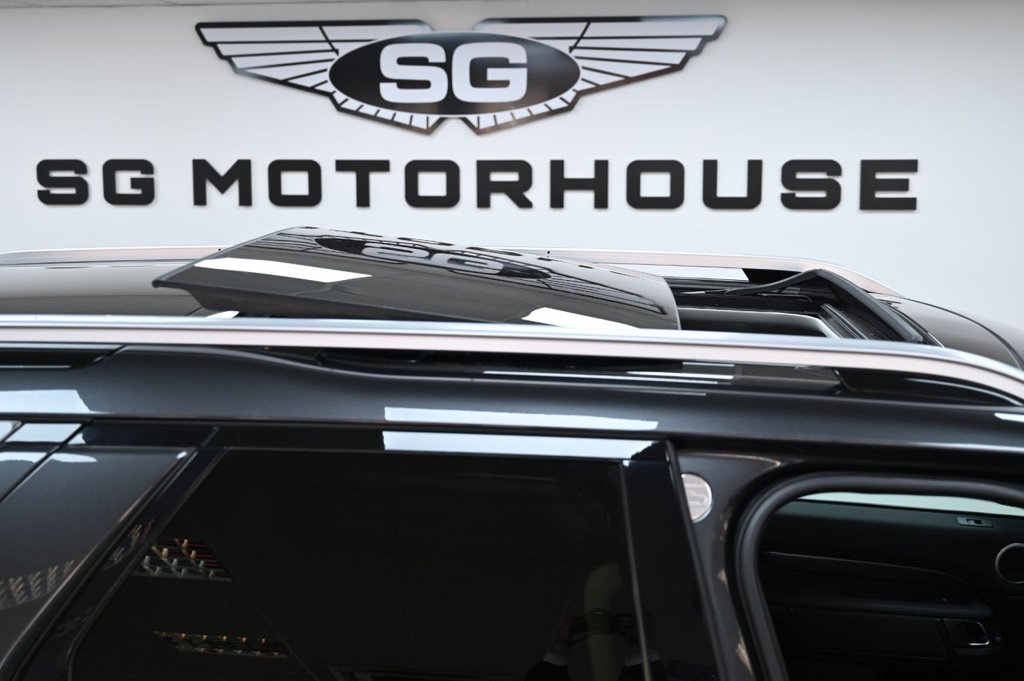 Used Land Rover Discovery 2017 for sale - 77885025: Photo 3