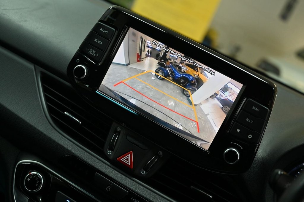 Used Hyundai i30 2018 for sale - 77885085: Photo 6