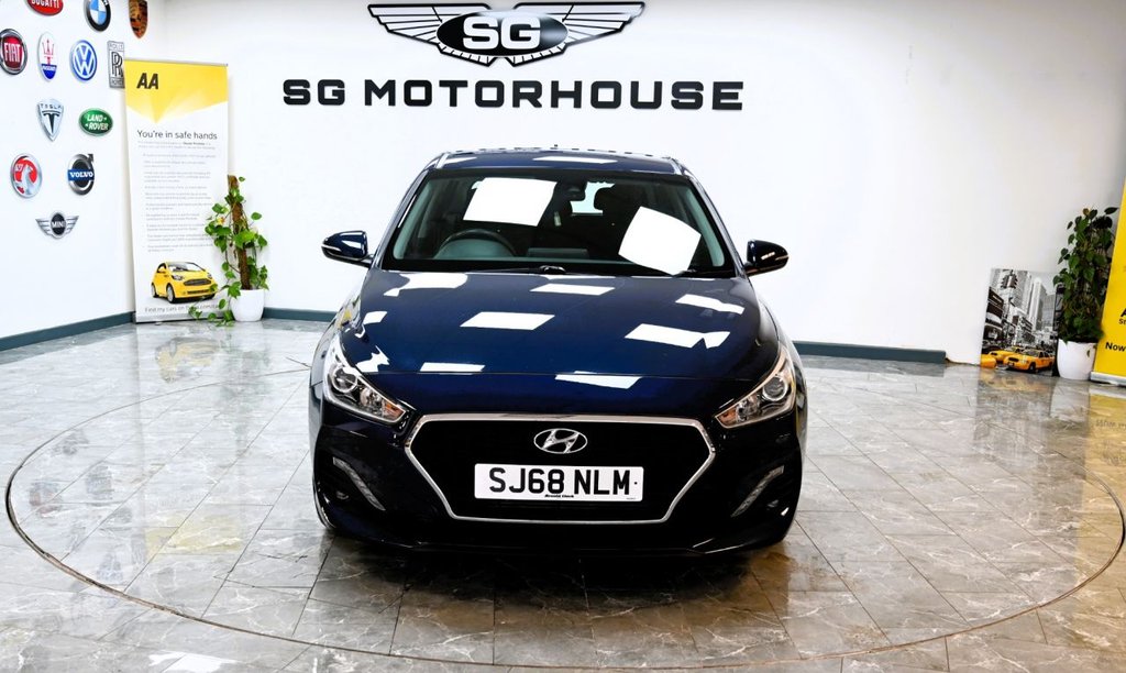 Used Hyundai i30 2018 for sale - 77885085: Photo 8