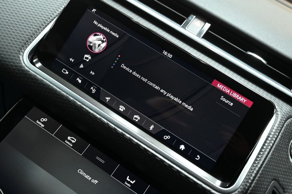 Used Land Rover Range Rover Velar 2017 for sale - 77372880: Photo 29