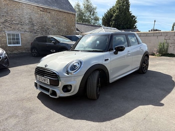 Used MINI Hatch 2020 for sale - 79468205: Photo