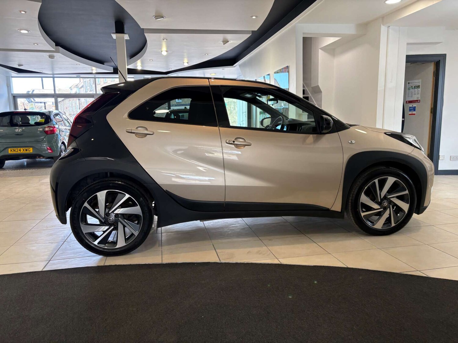 Used Toyota Aygo X 2023 for sale - 78166716: Photo 12