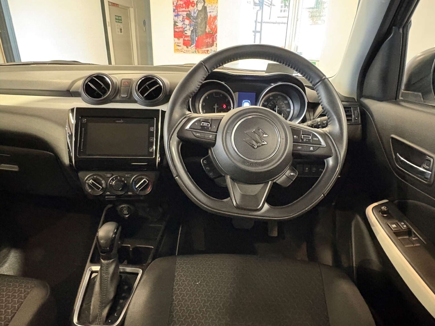 Used Suzuki Swift 2023 for sale - 78166708: Photo 15