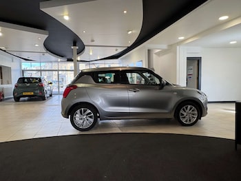 Used Suzuki Swift 2023 for sale - 78166708: Photo