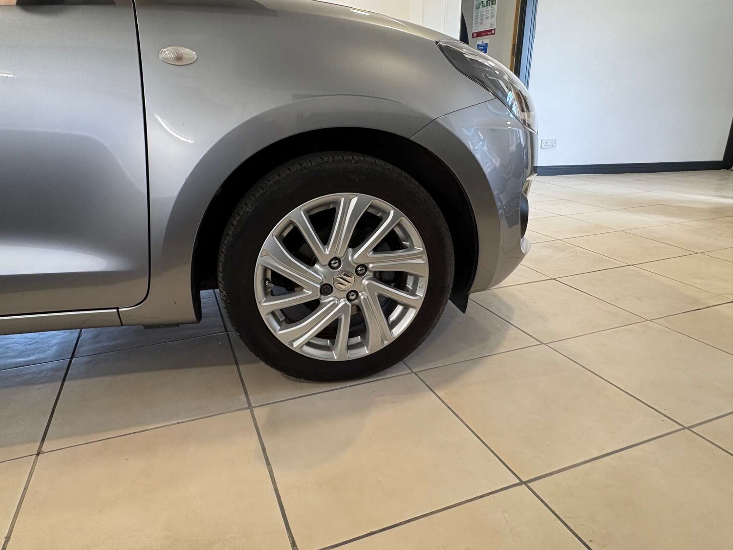 Used Suzuki Swift 2023 for sale - 78166708: Photo 7