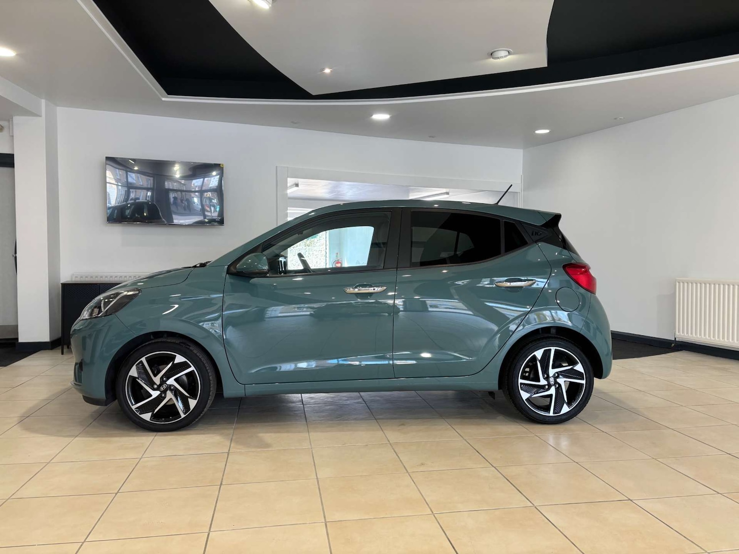 Used Hyundai i10 2024 for sale - 78166710: Photo 3