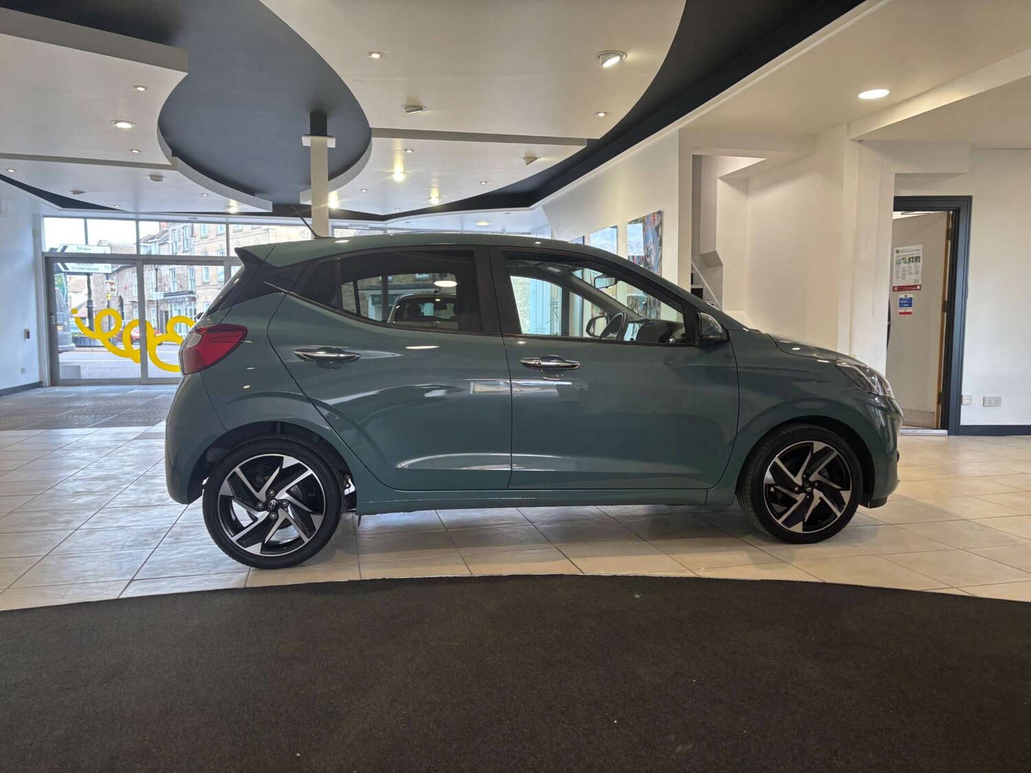 Used Hyundai i10 2024 for sale - 78166710: Photo 9