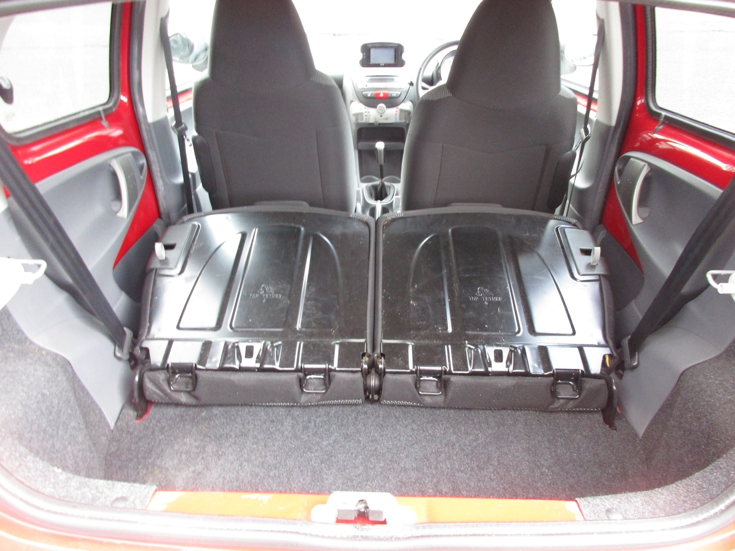 Used Toyota AYGO 2011 for sale - 78053948: Photo 19