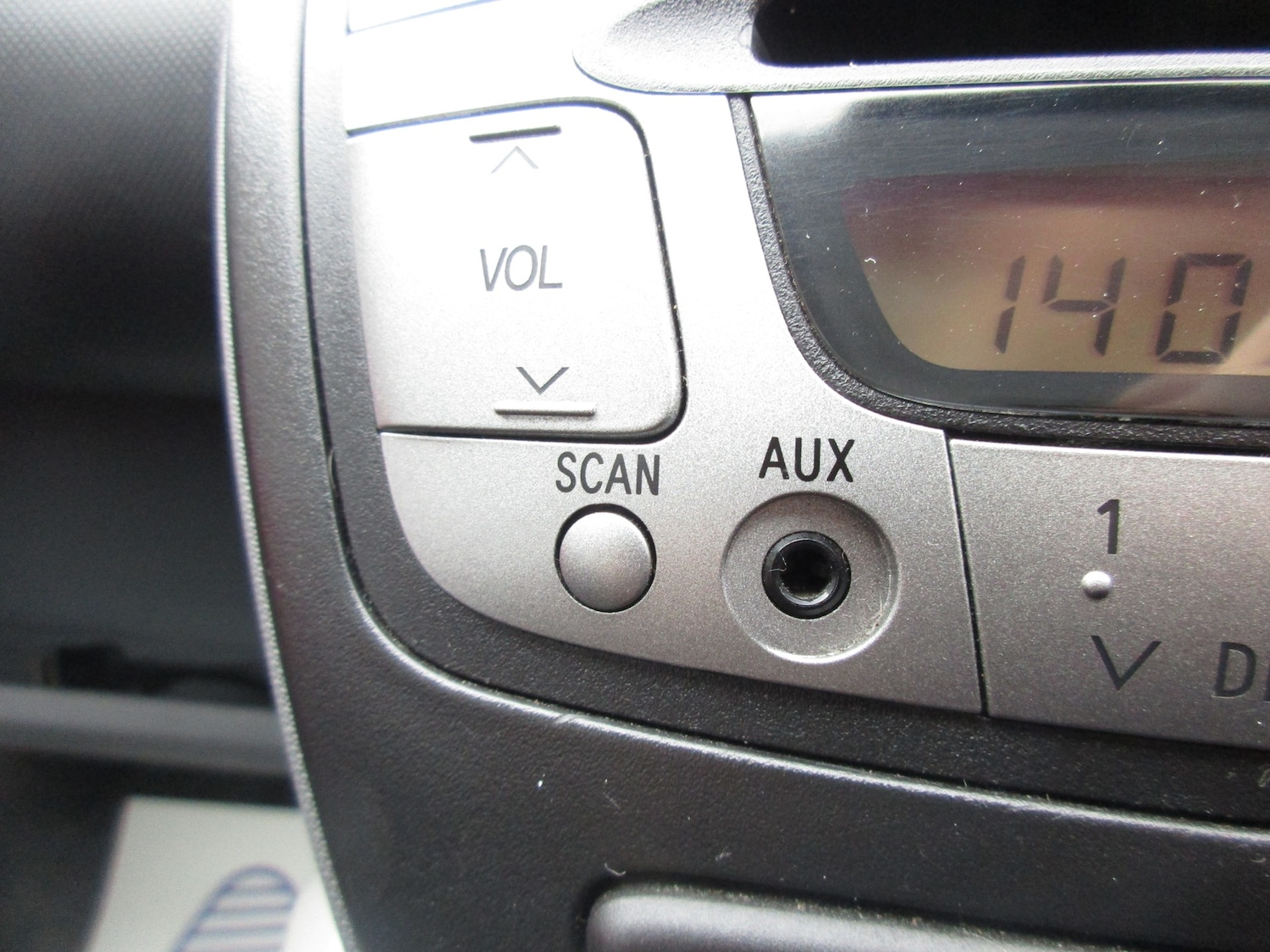 Used Toyota AYGO 2011 for sale - 78053948: Photo 8