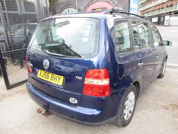 Used Volkswagen Touran 2006 for sale - 79599614: Photo