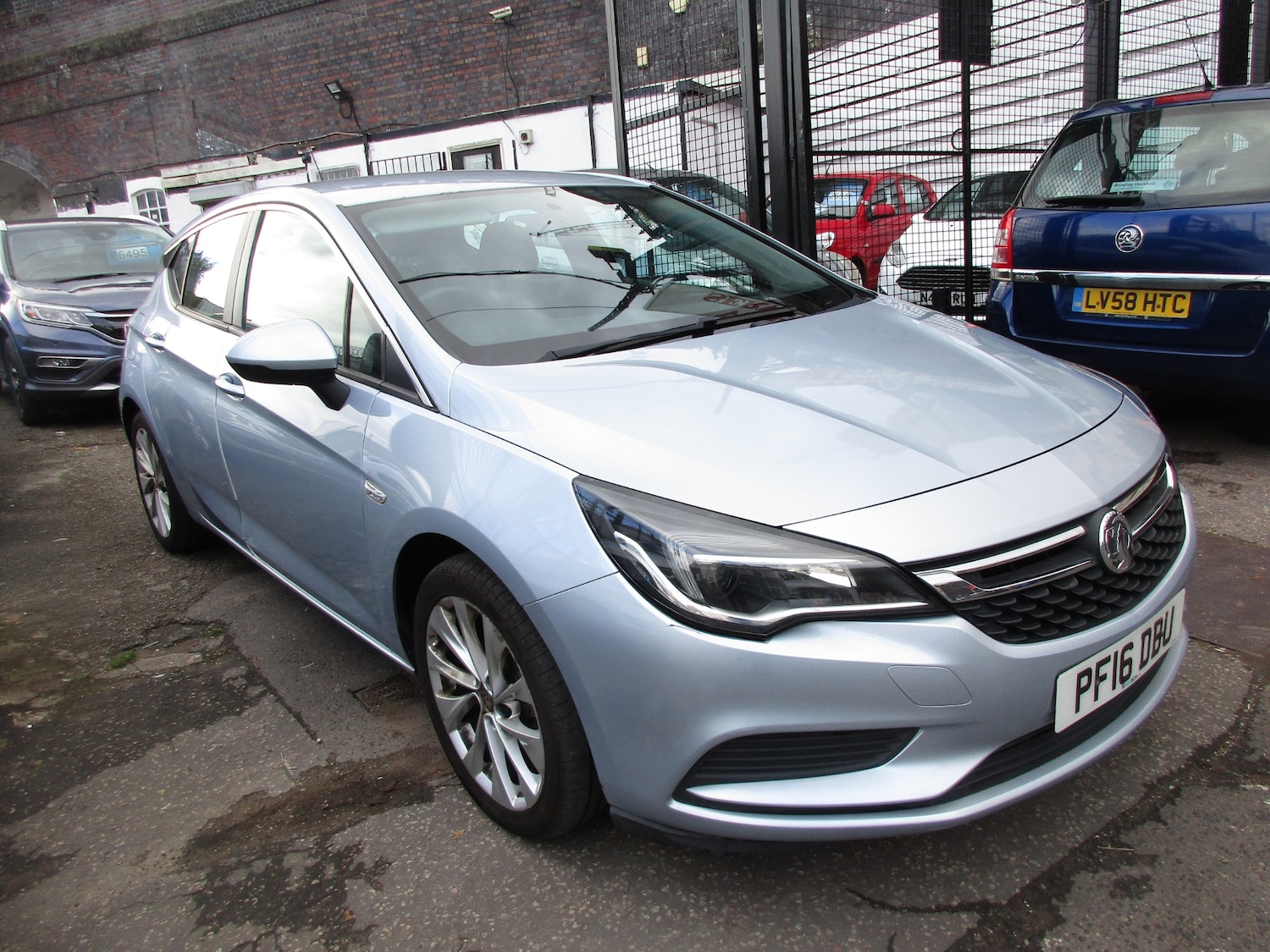 Used Vauxhall Astra 2016 for sale - 76331124: Photo 1