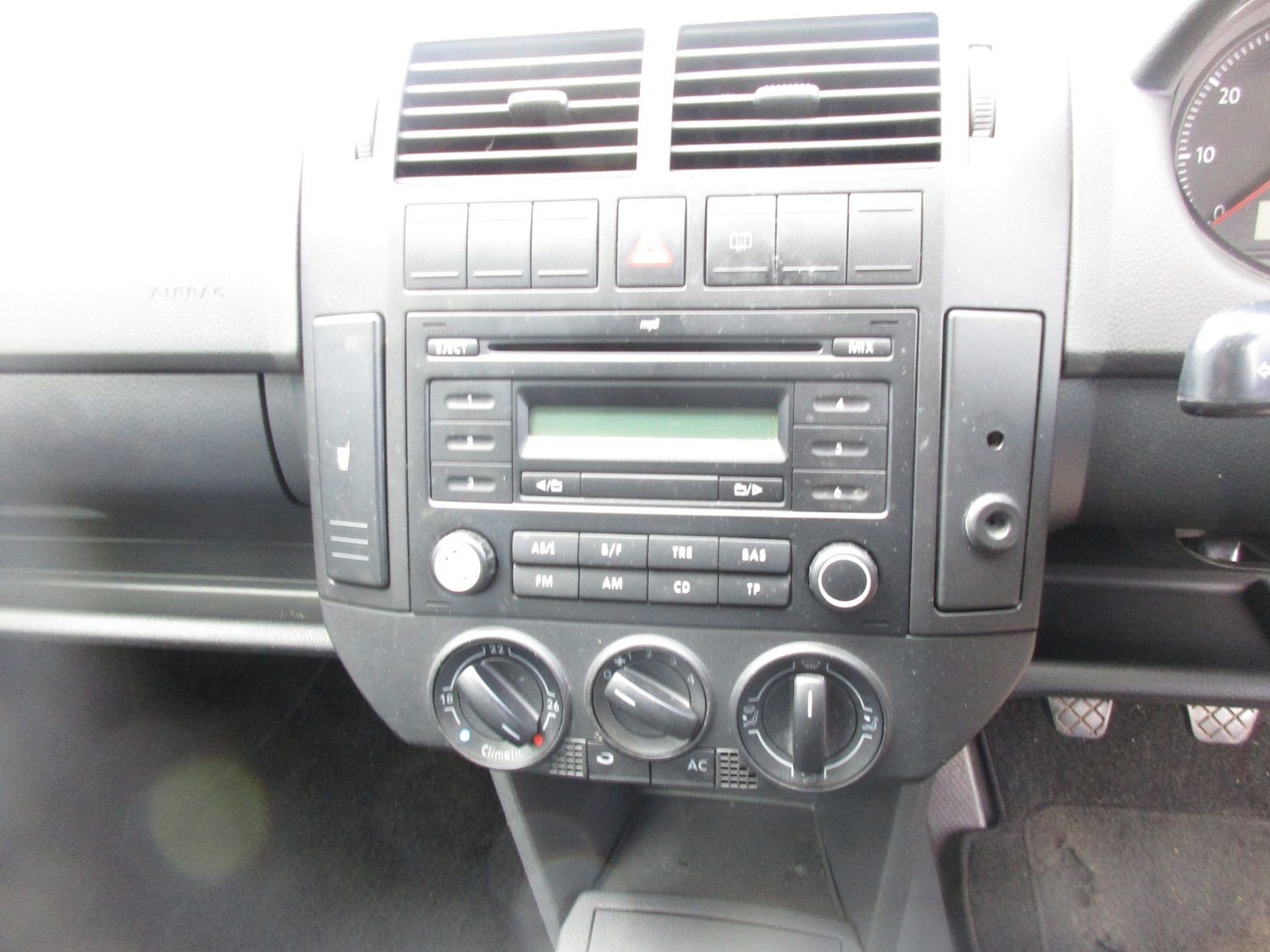 Used Volkswagen Polo 2009 for sale - 75924613: Photo 11