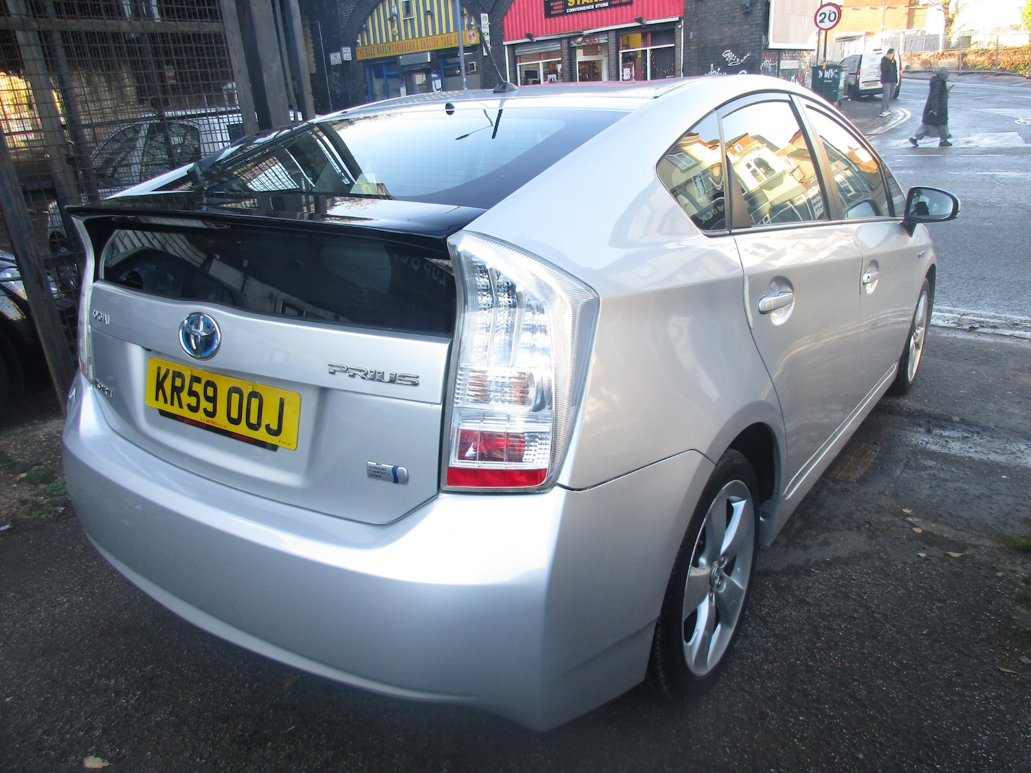 Used Toyota Prius 2010 for sale - 76173568: Photo 4
