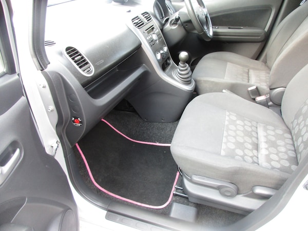Used Suzuki Splash 2010 for sale - 74542754: Photo 11