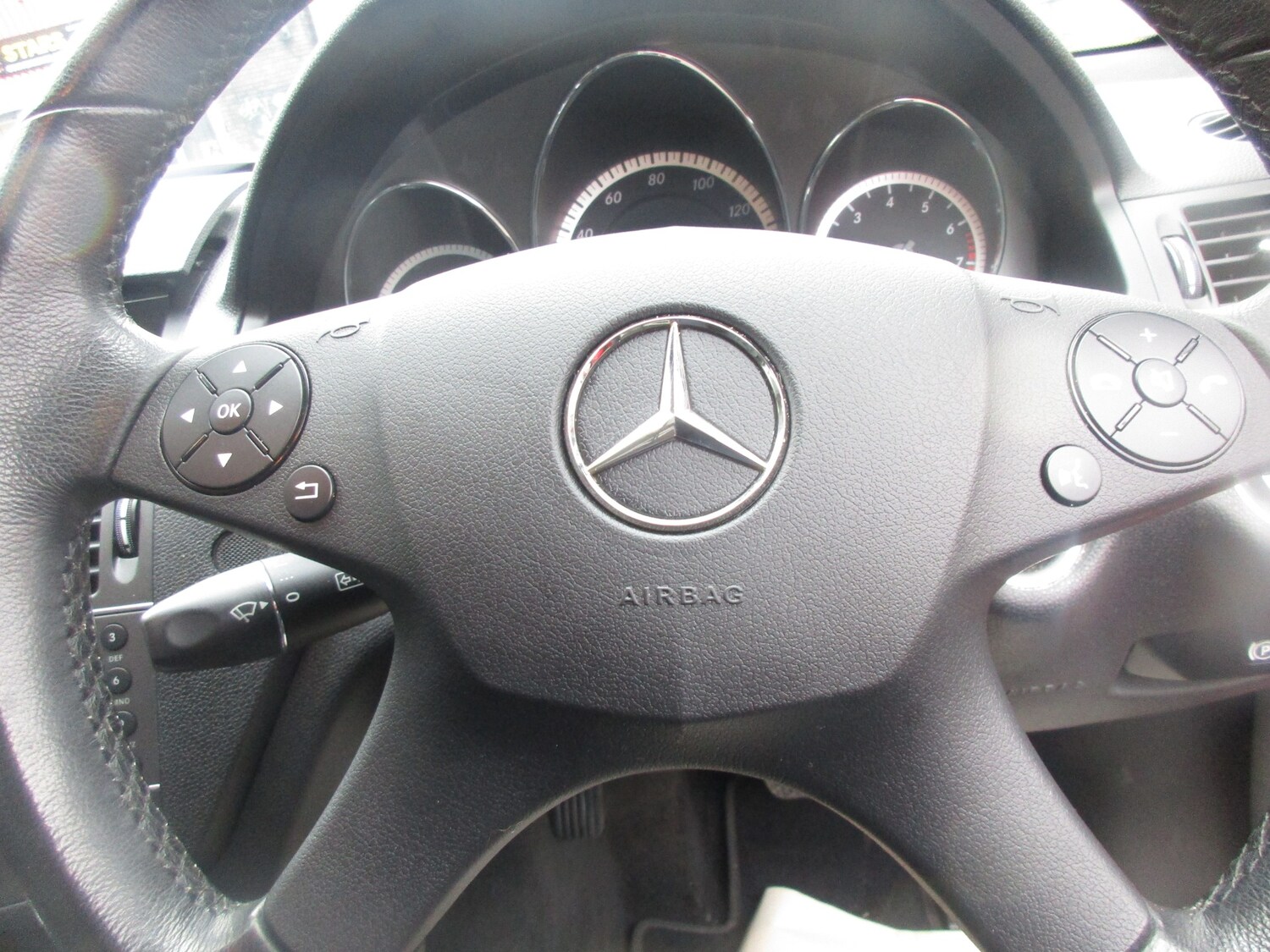 Used Mercedes-Benz C Class 2010 for sale - 77702810: Photo 23