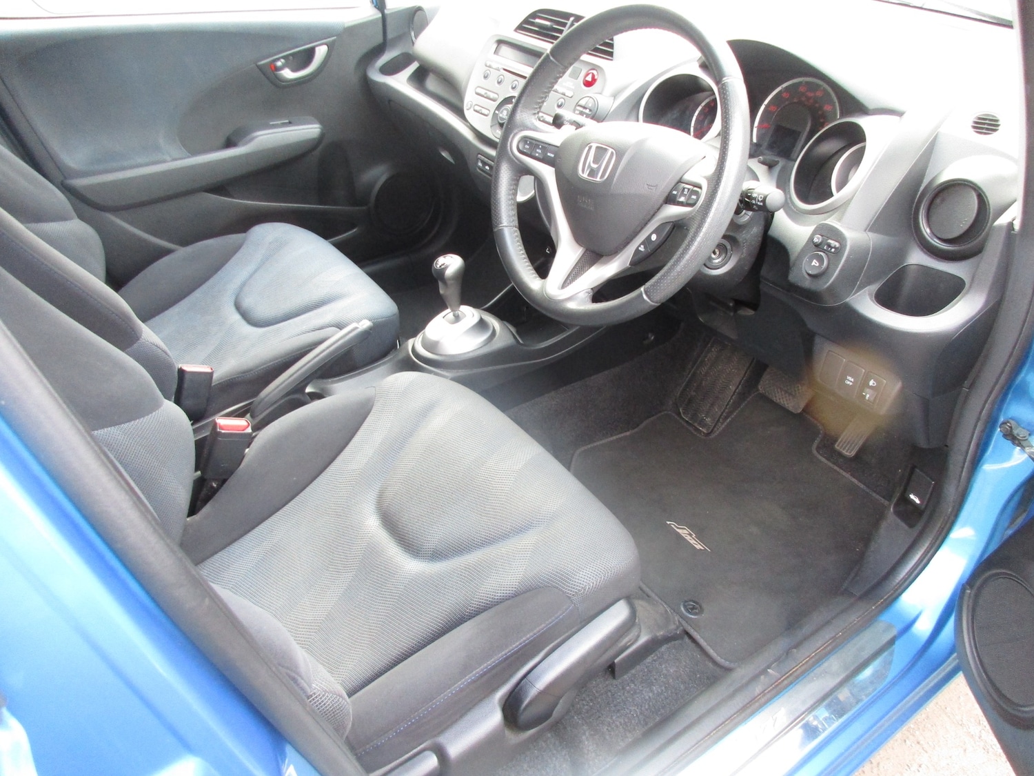 Used Honda Jazz 2009 for sale - 76231376: Photo 10
