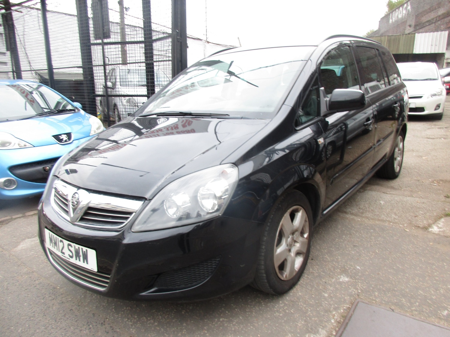 Used Vauxhall Zafira 2012 for sale - 76304608: Photo 2