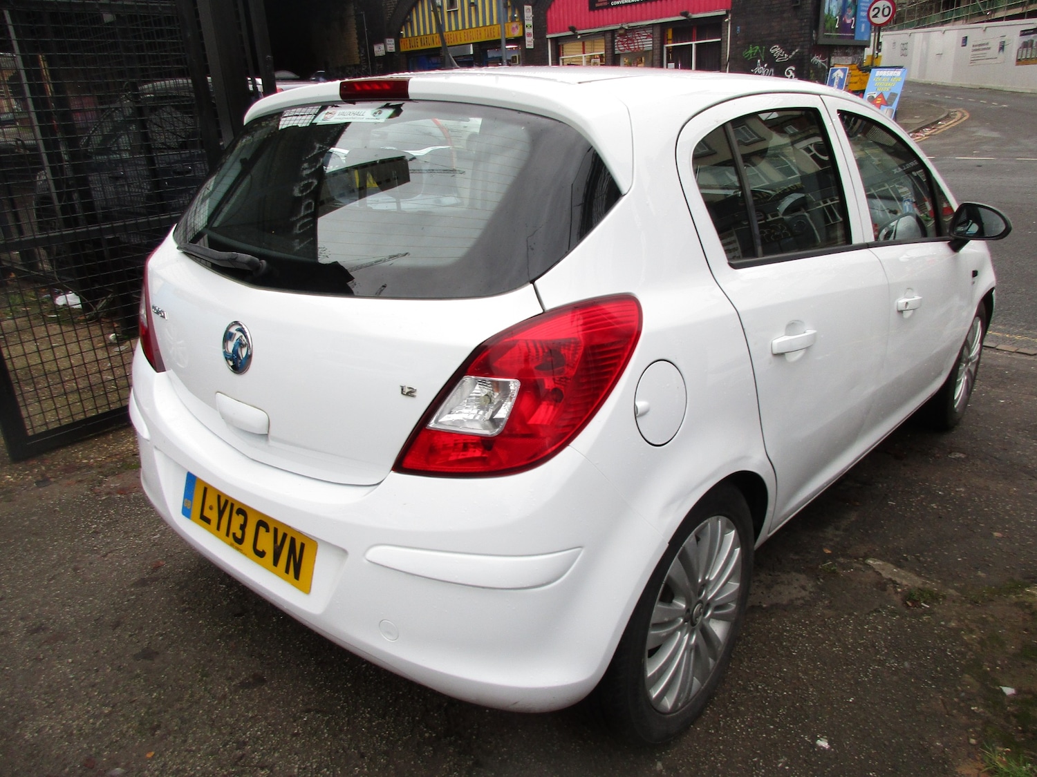Used Vauxhall Corsa 2013 for sale - 76835780: Photo 4