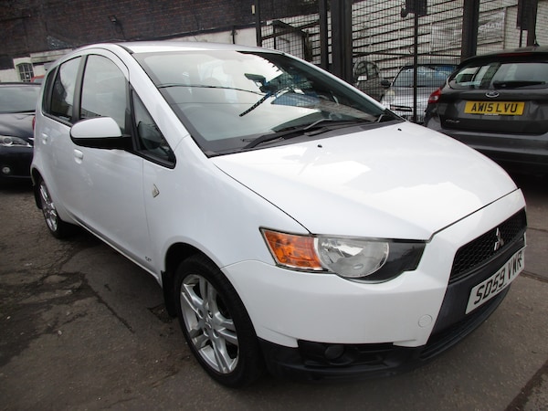 Used Mitsubishi Colt 2009 for sale - 73242176: Photo 1