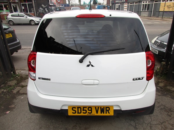 Used Mitsubishi Colt 2009 for sale - 73242176: Photo 7