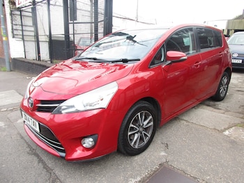 Used Toyota Verso 2014 for sale - 78478821: Photo