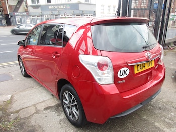 Used Toyota Verso 2014 for sale - 78478821: Photo