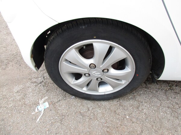 Used Hyundai i10 2011 for sale - 75265540: Photo 15