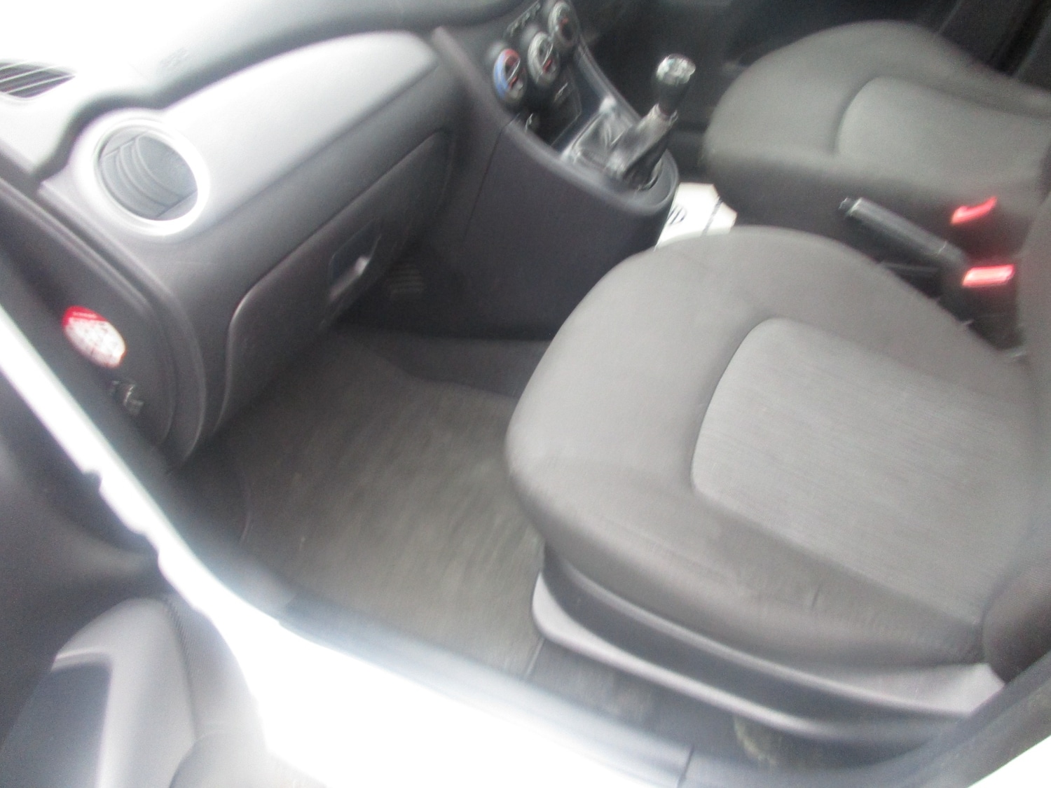 Used Hyundai i10 2011 for sale - 75265540: Photo 23