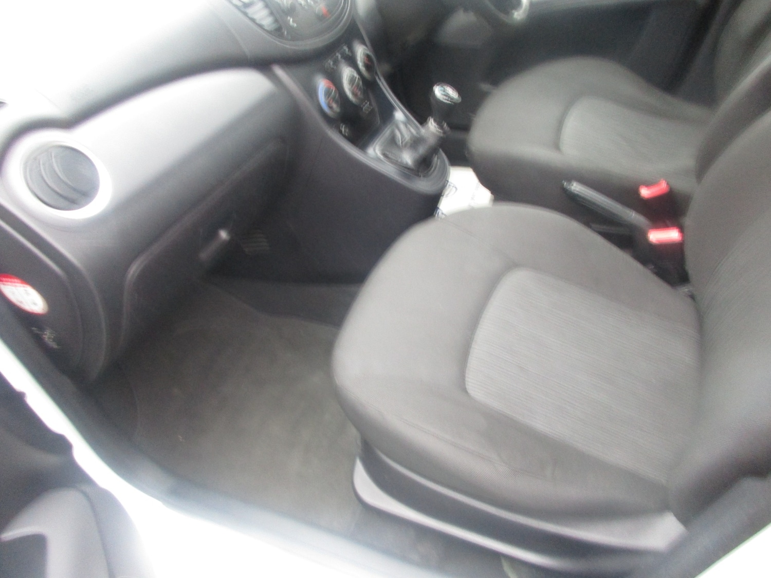 Used Hyundai i10 2011 for sale - 75265540: Photo 24